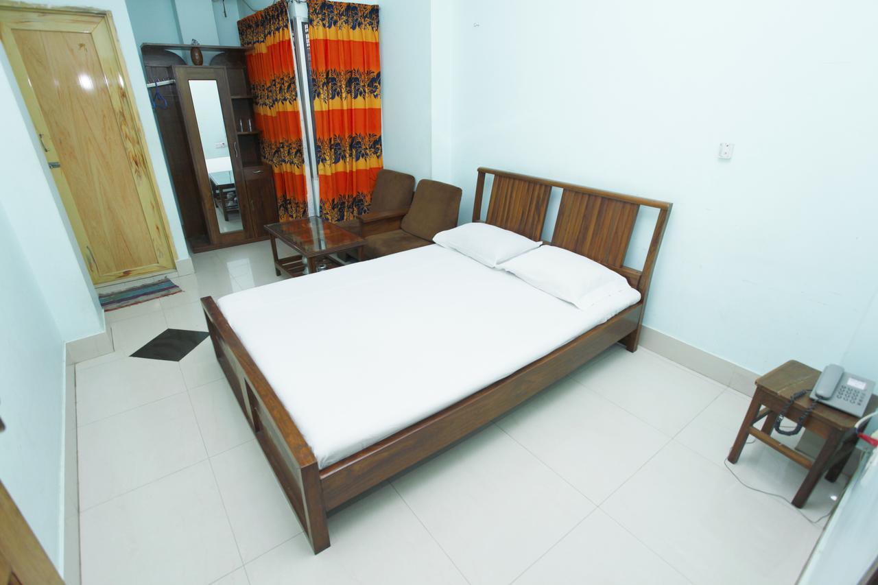 Hotel Star Park Dakhin Kattali Δωμάτιο φωτογραφία